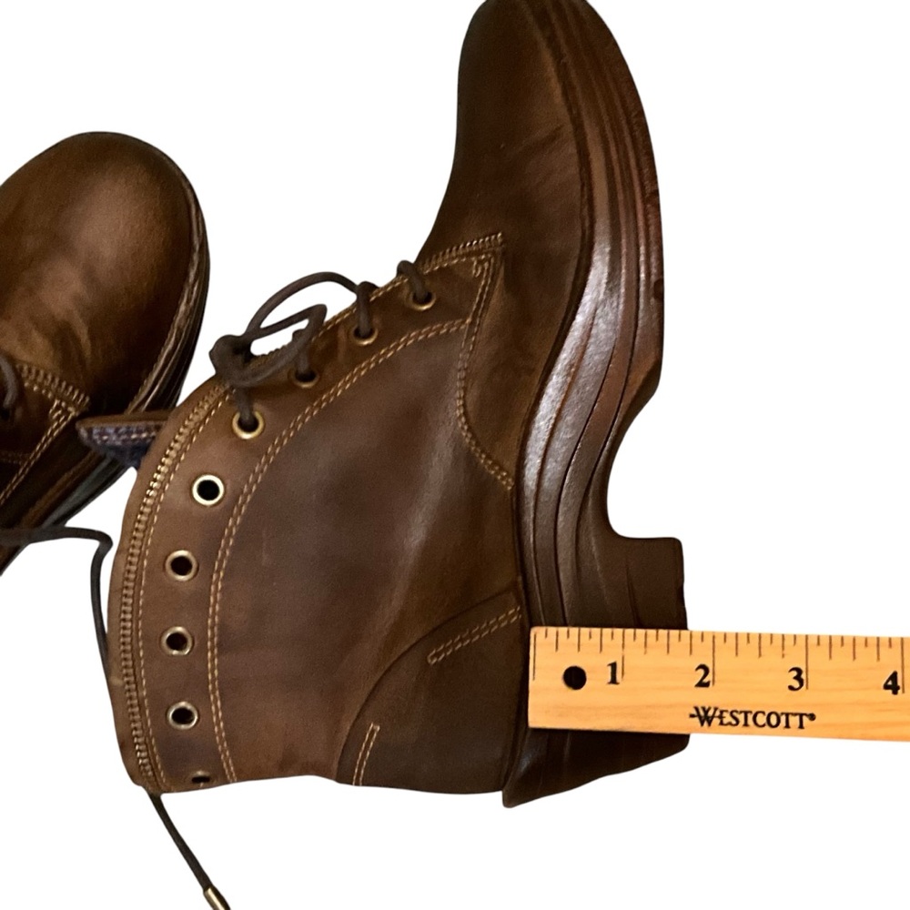 Bionica Brown Lace-Up Women's Boots - Picture 8 of 9